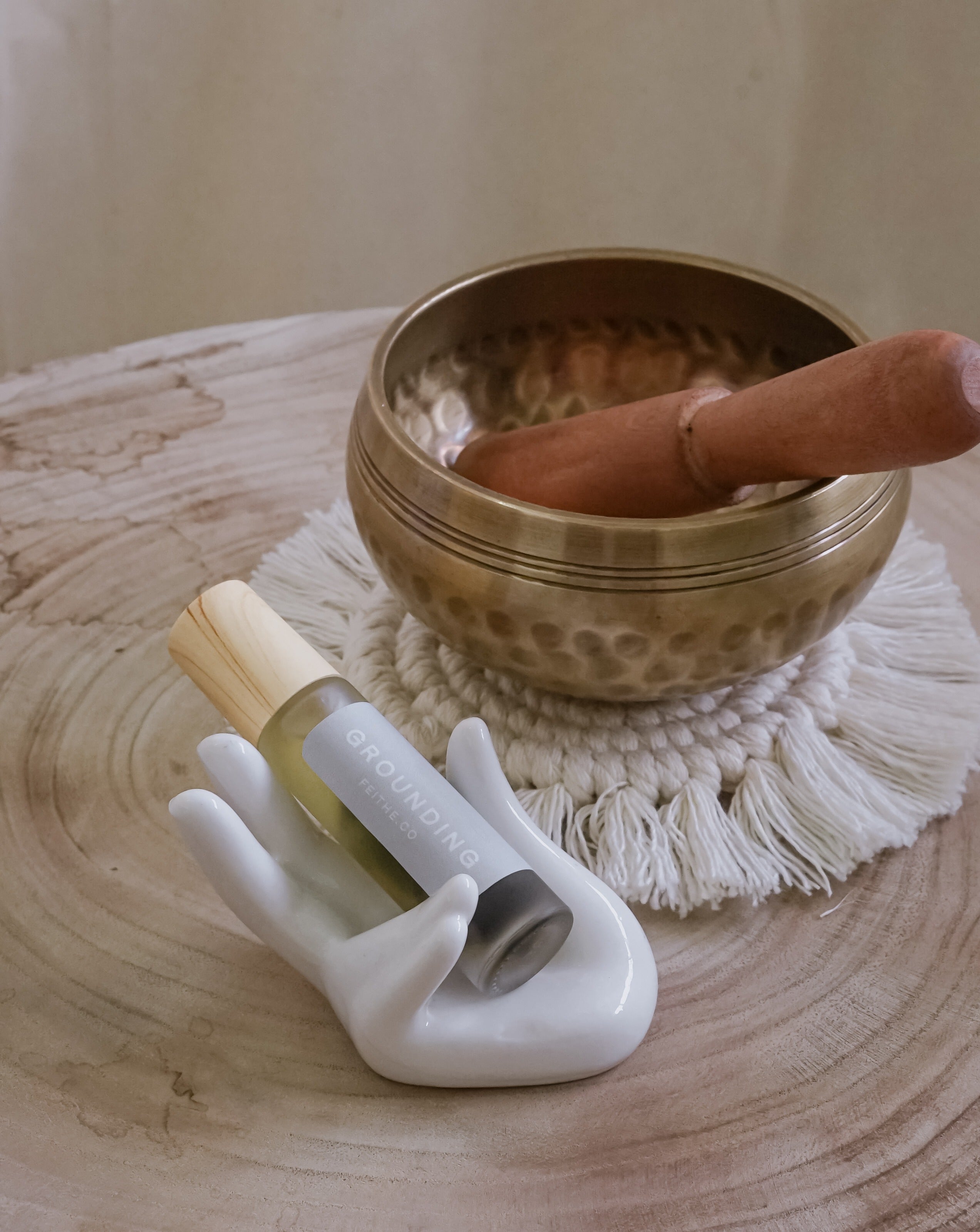 Healing roll on oil - Grounding