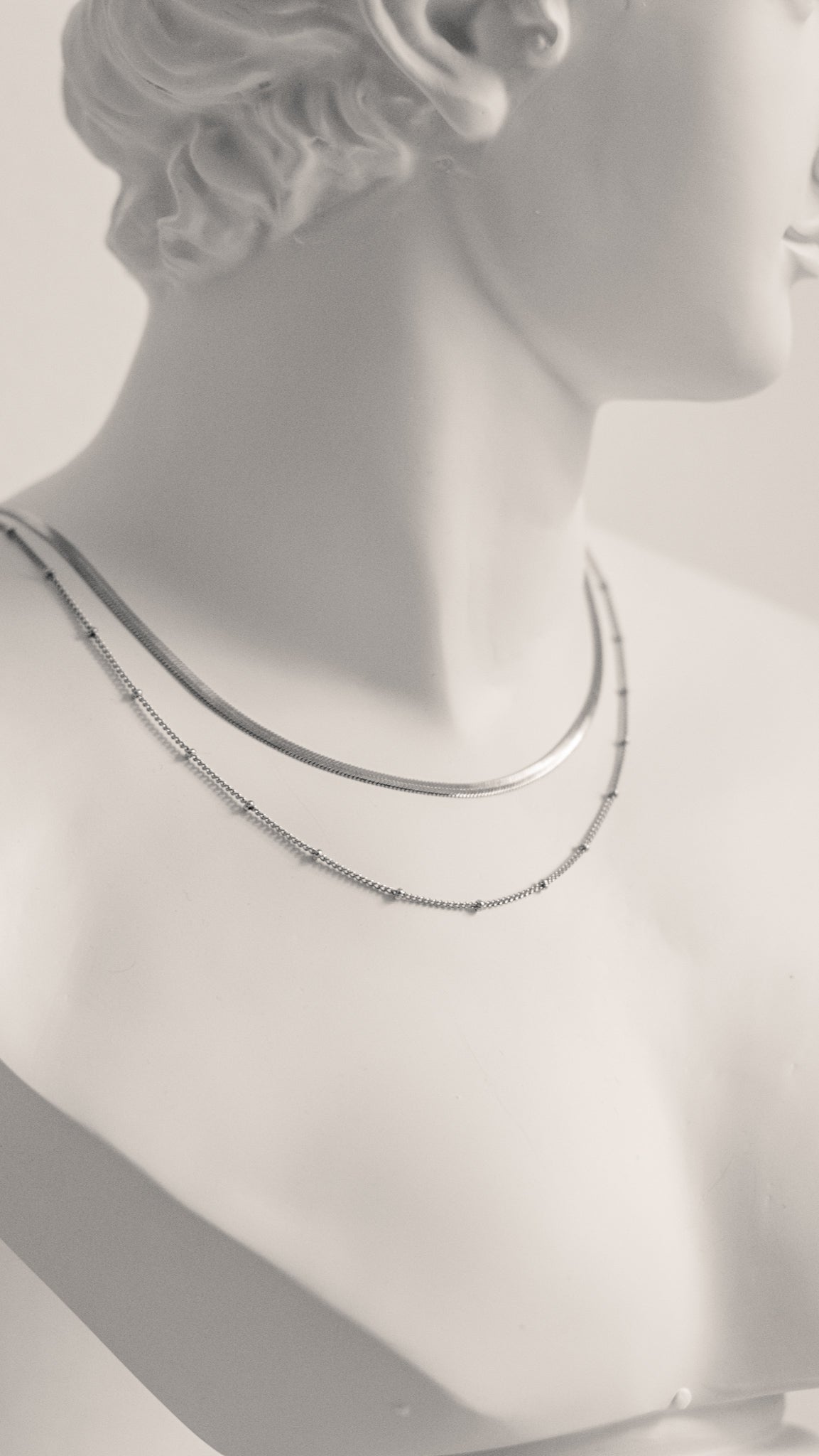 Stil. Hatta Necklace