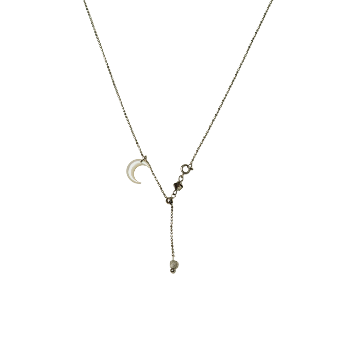 Stil. Crescent Necklace